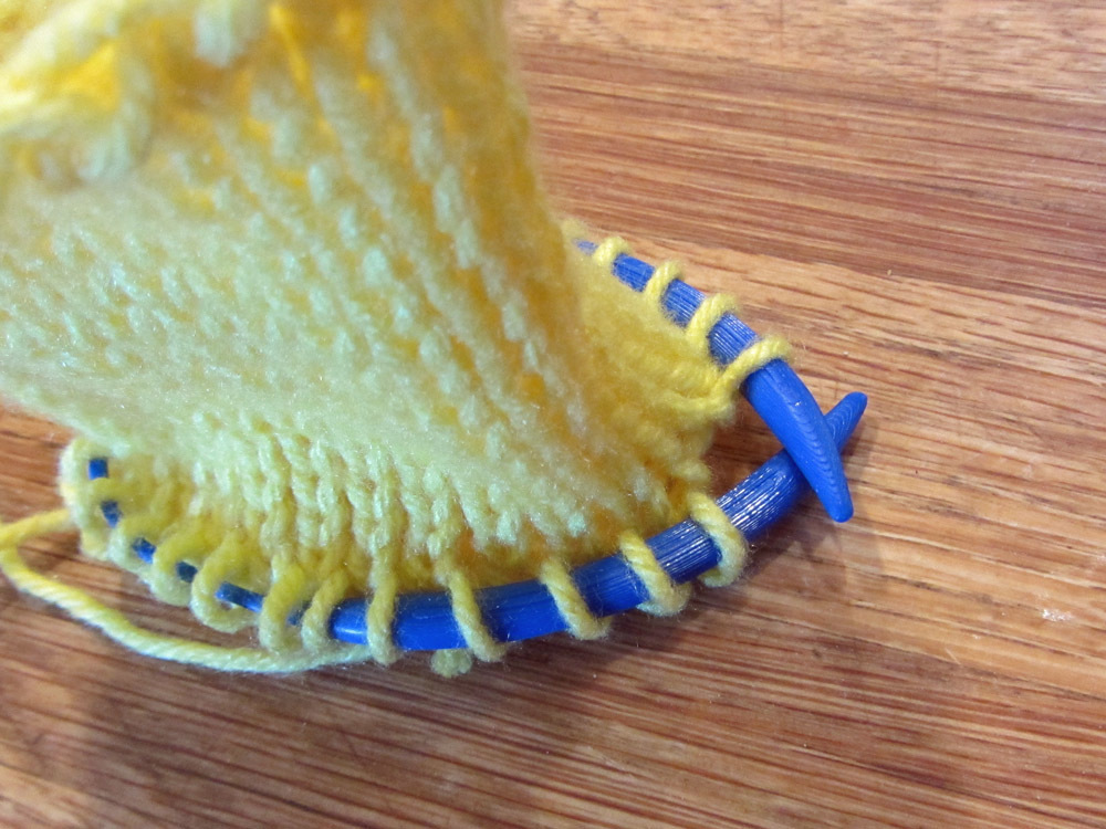 Circular Knitting Needles (very short)