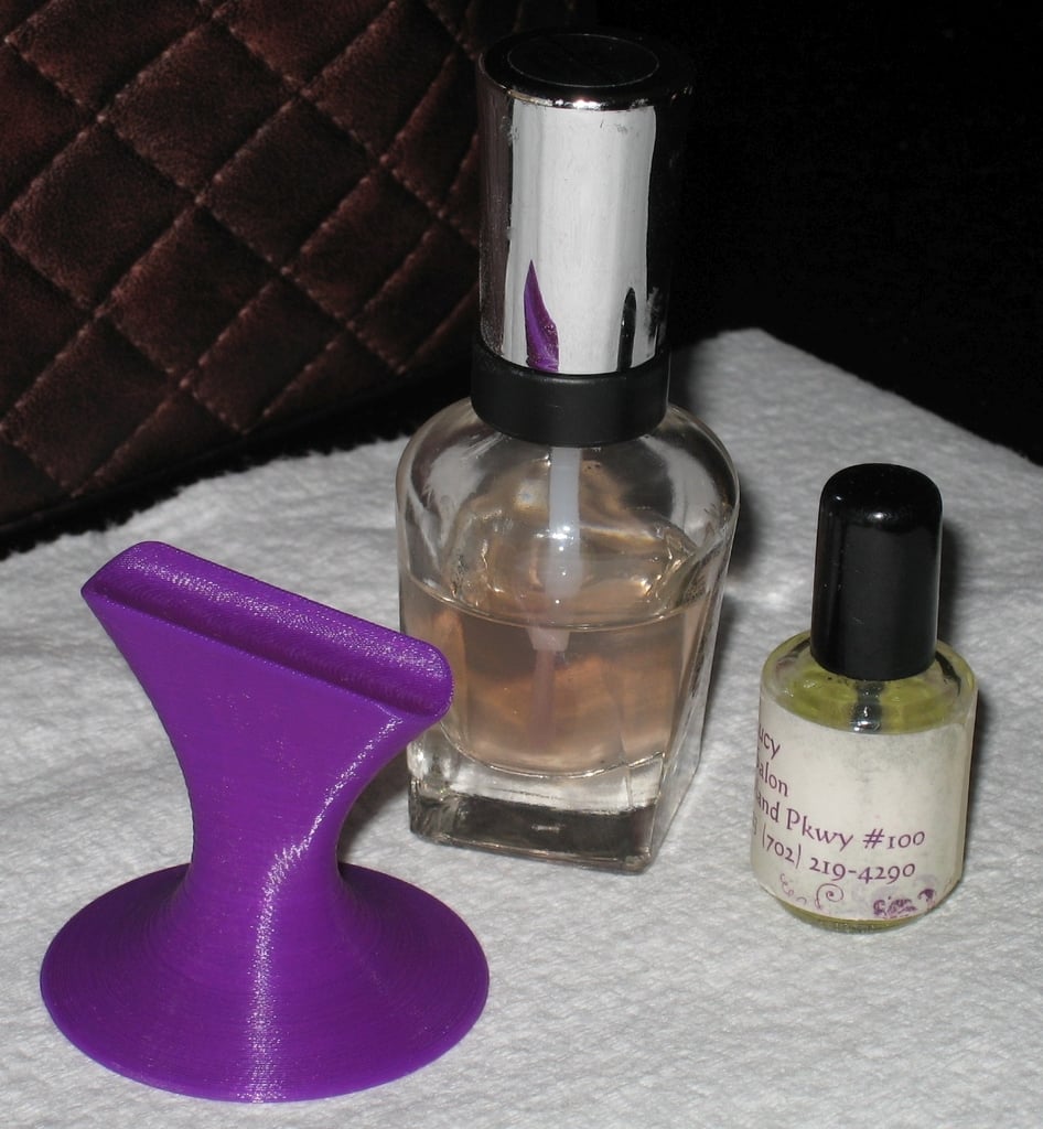 Finger Rest for Nail Painting