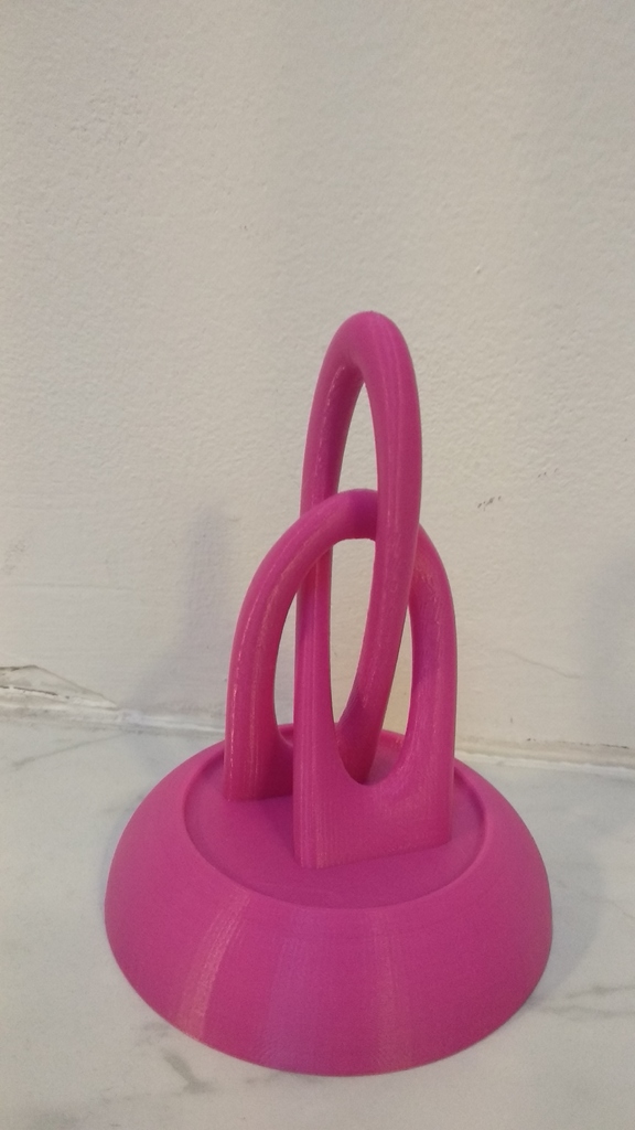 Vica Illusion Sculpture with stand