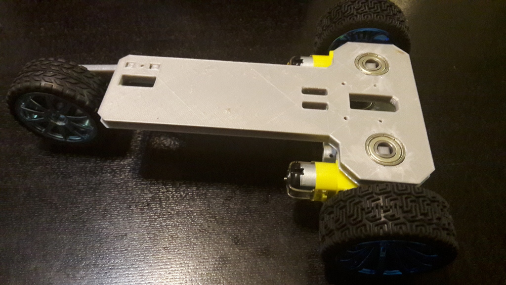 A Printed Three-wheeled Smart Car Kit - Pimped