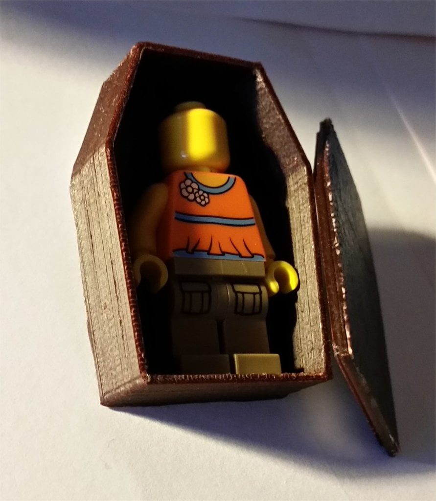 Coffin for Lego people