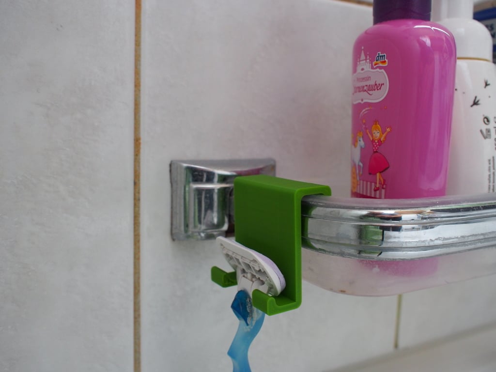 Razor holder/hanger for bathtub soap dish (Gilette Venus)
