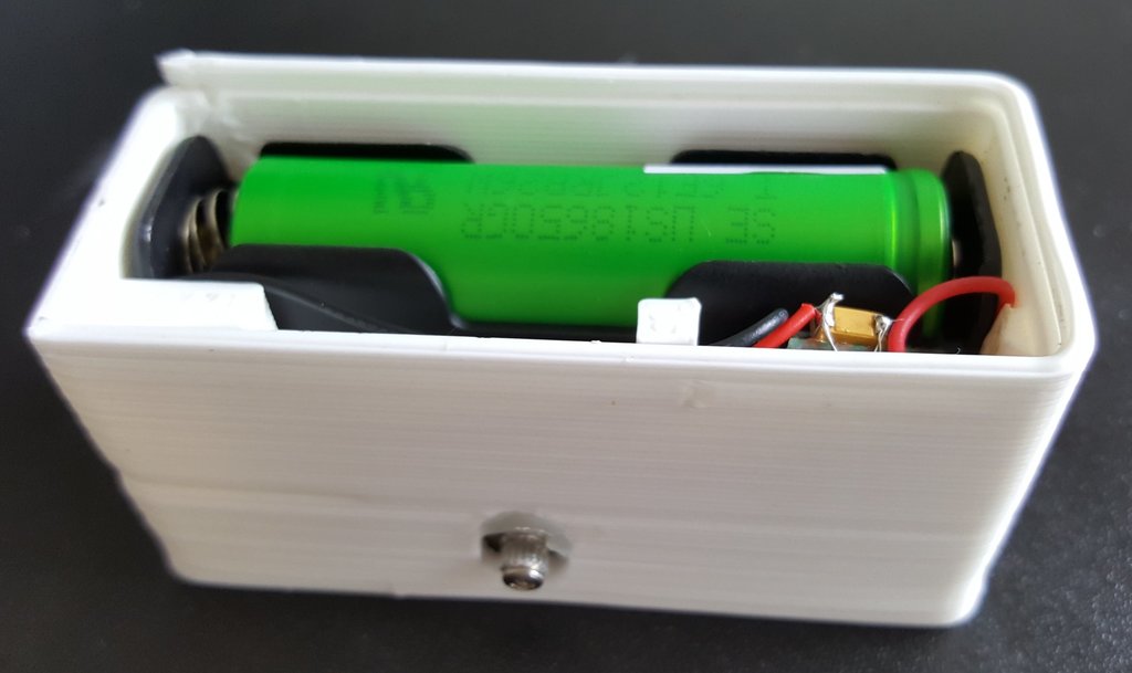 Battery powered ESP8266 servo enclosure (temperature)