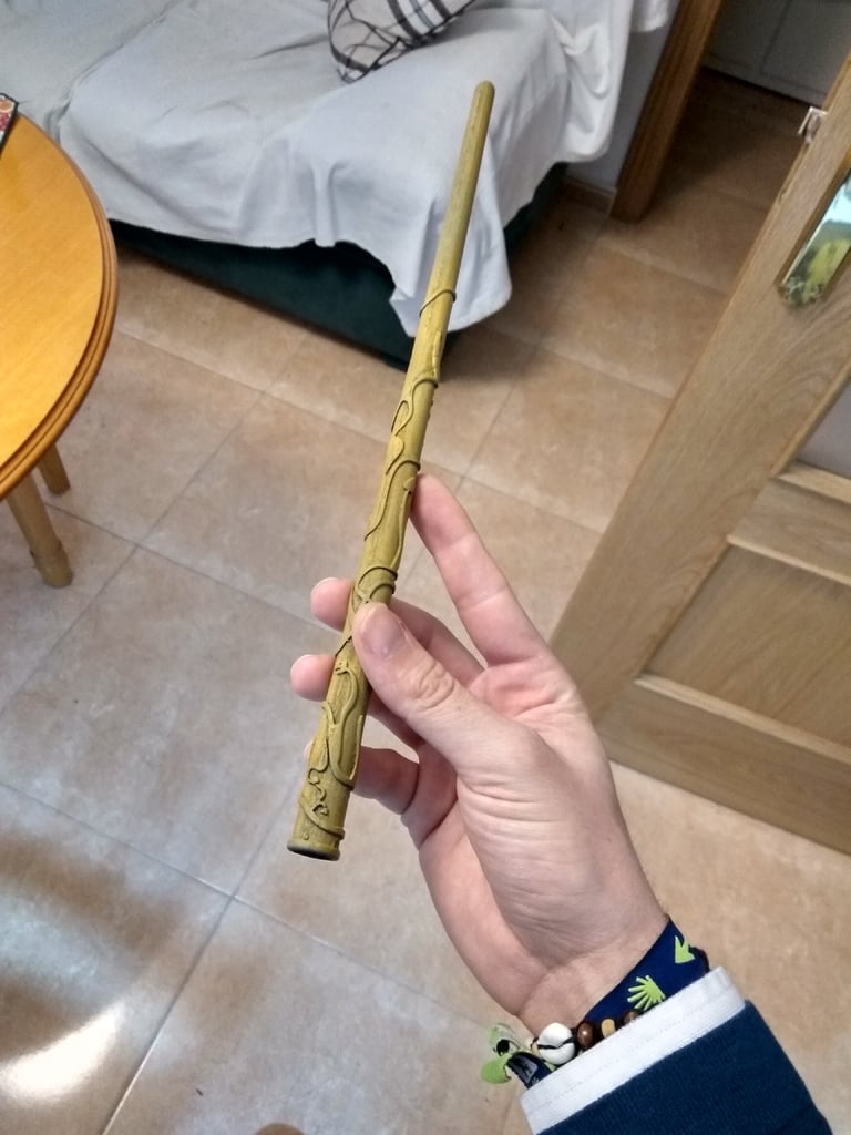 HERMIONE'S ELECTRONIC WAND