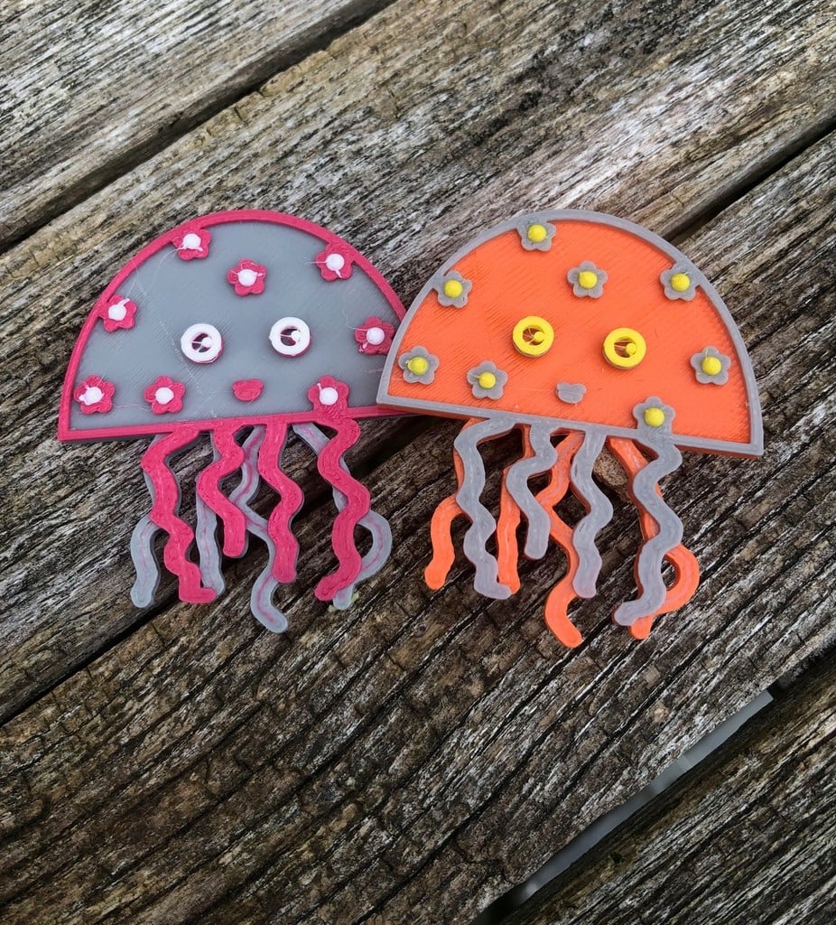 Jellyfish brooch / pin / badge
