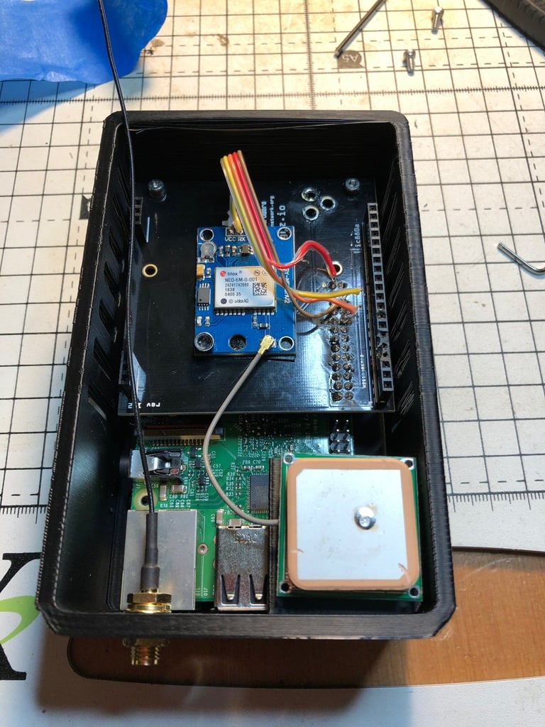 Case for iC880a plus NEO6MV2 GPS module