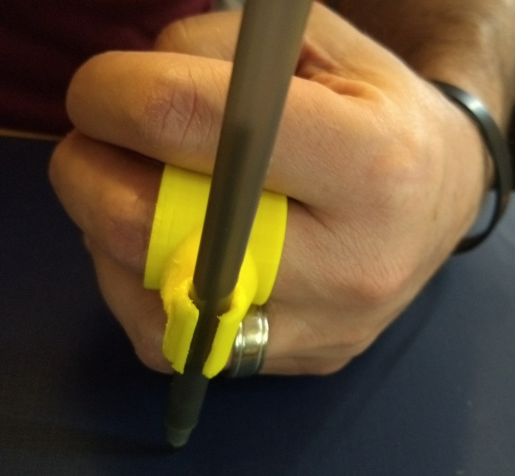 Assistive Technology: Parametric Ring Pen Holder