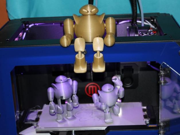 Baburu, The bubble bot - Robot action figure (1 piece print)
