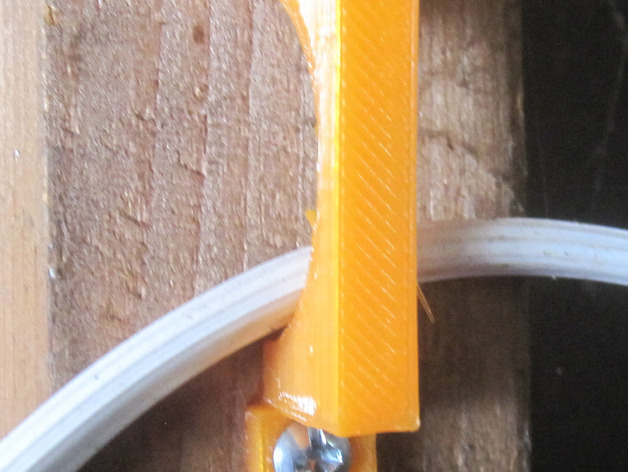 Single-screw cable brackets