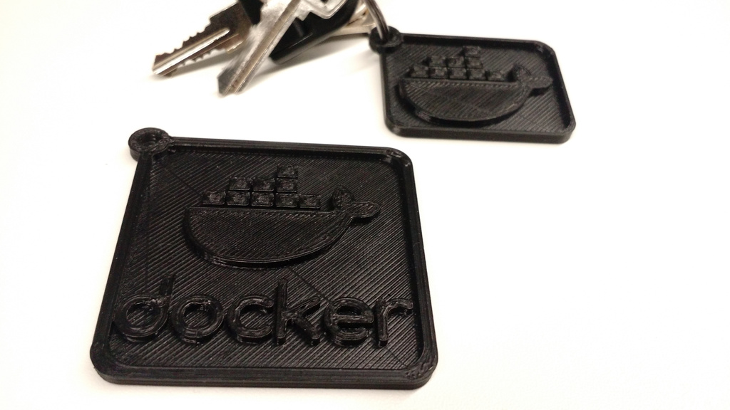 Docker keychain (2 models)