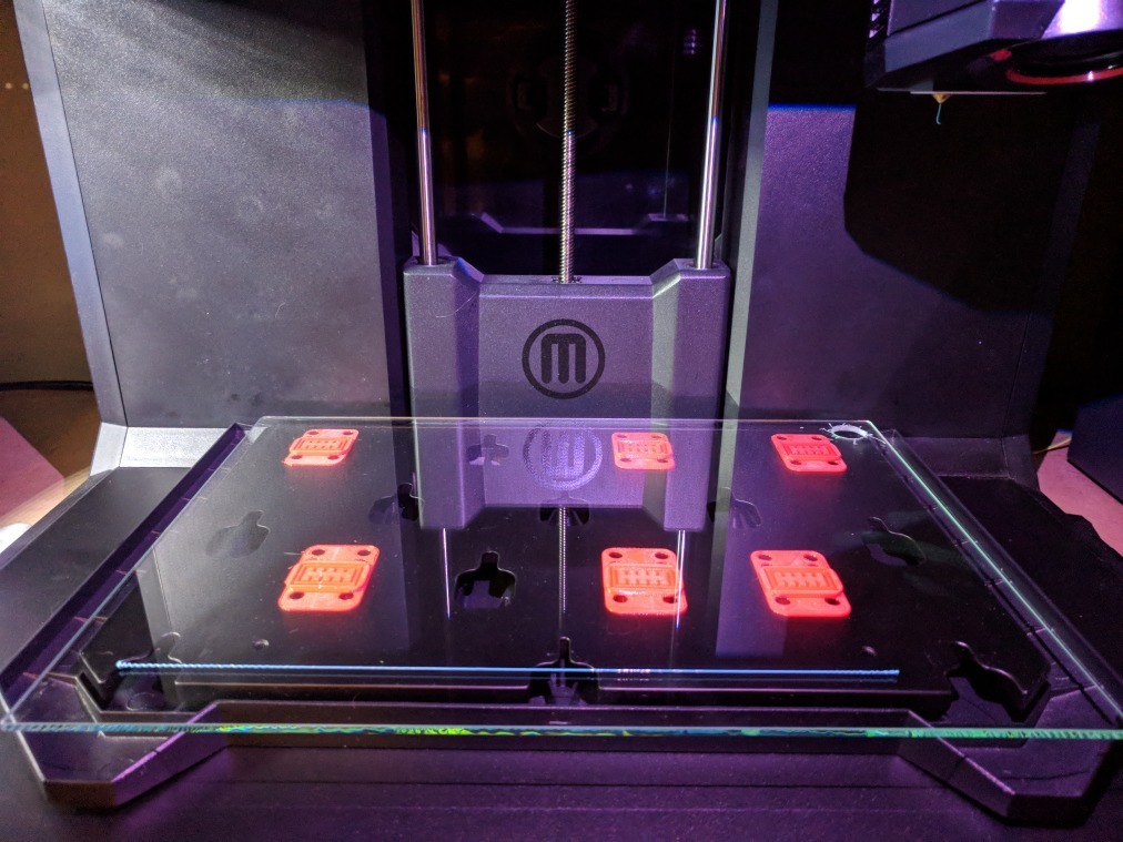 Makerbot Replicator+ Glass Bed Adaptor