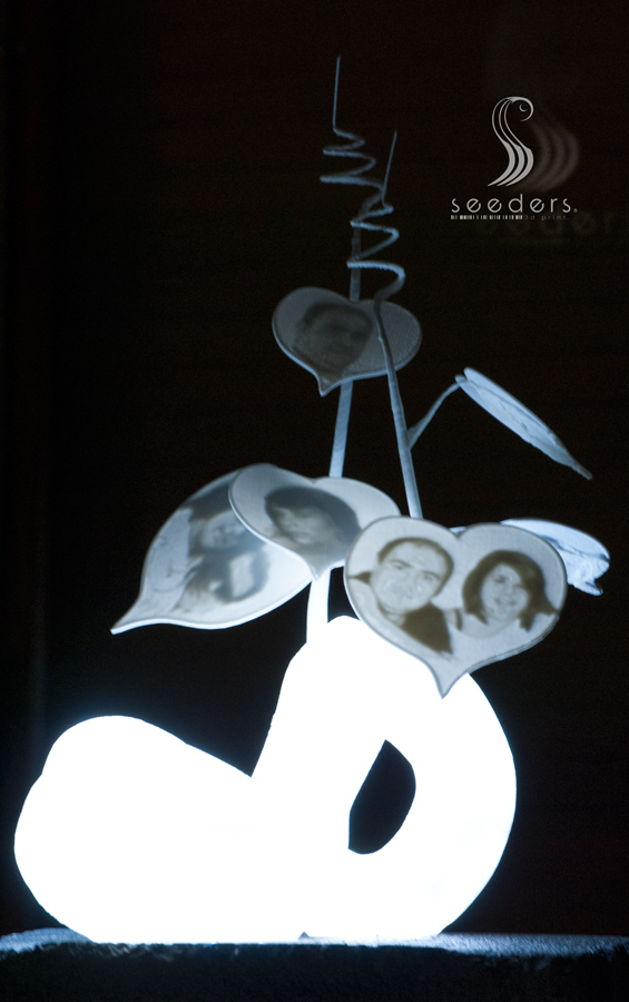 Infinite outbreak lamp