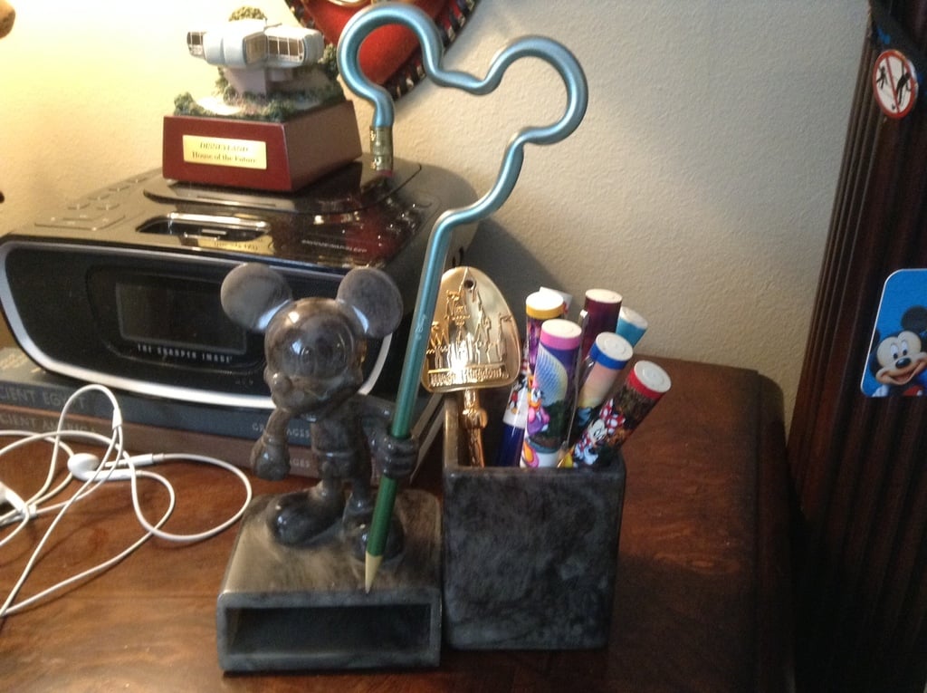 Mickey Mouse Desktop organizer