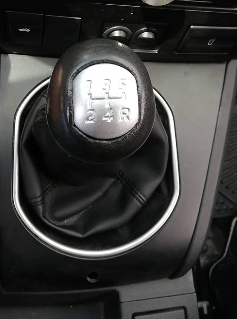 Shifter Cap for Ford Mondeo MK3 (2003)