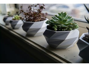 Low Poly Planter  - Wide Top