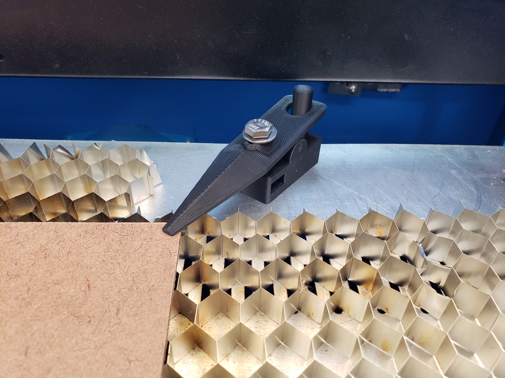 Laser cutter magnetic hold down clamp