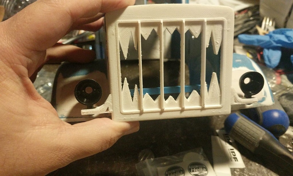 King/Grand hauler custom teeth grill.