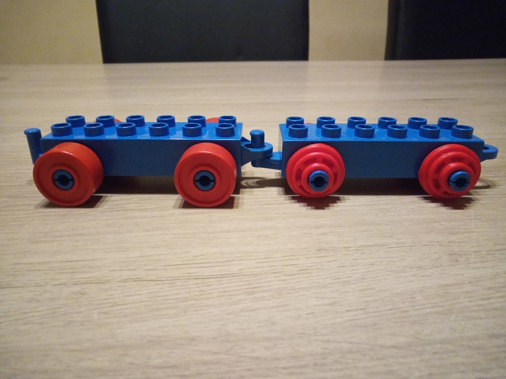 Duplo train wheels