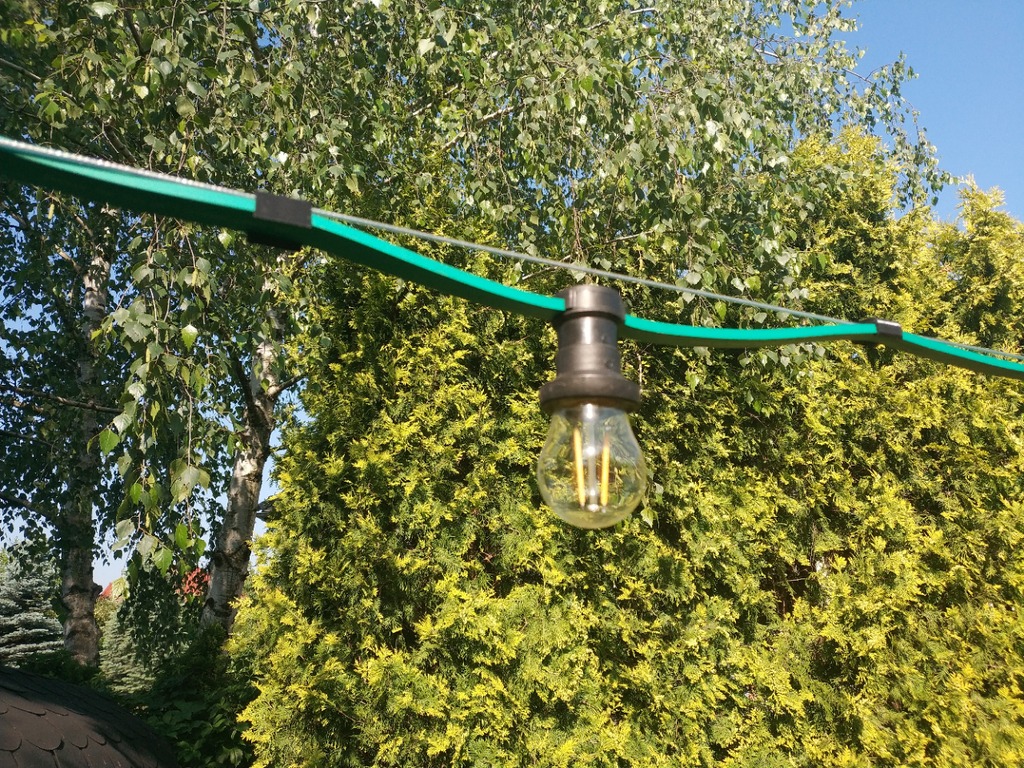 Garden party light clip to steel wire