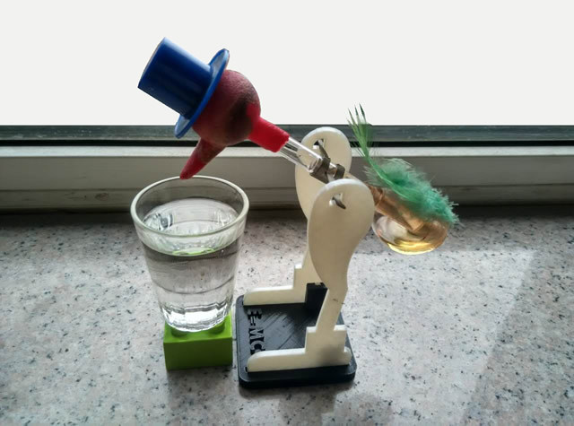 Drinking bird,Einstein also surprised toys