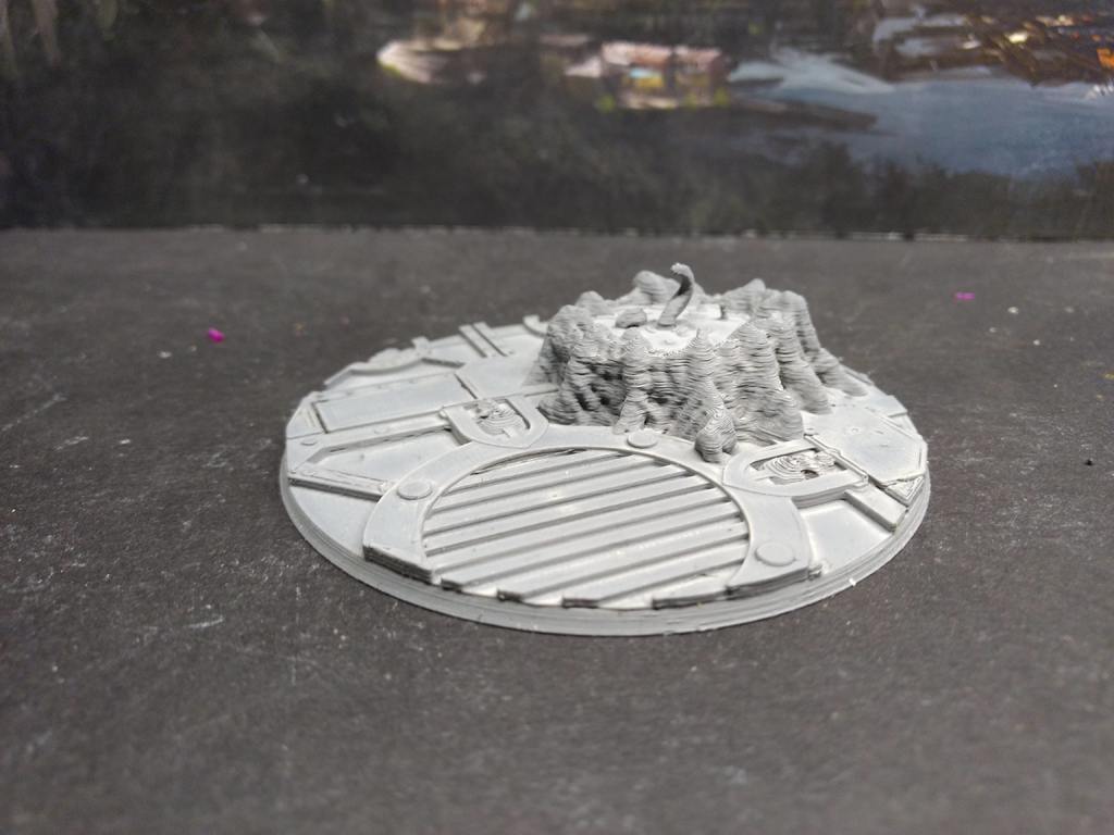 Remixed 90mm base for Redemptor Dreadnought