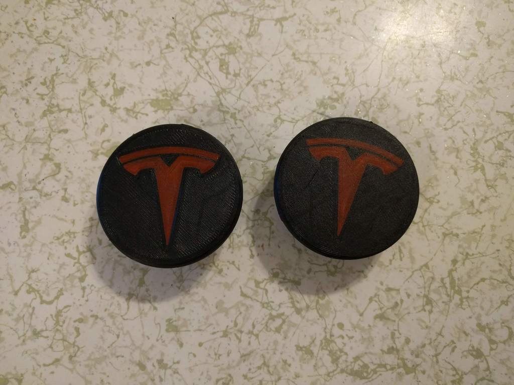 Tesla Wheel Center Cap - Color Inset