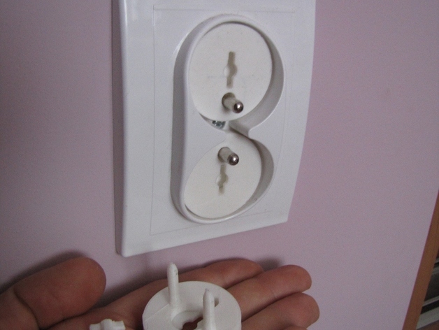 Anti-baby AC power socket safety plug (European version)