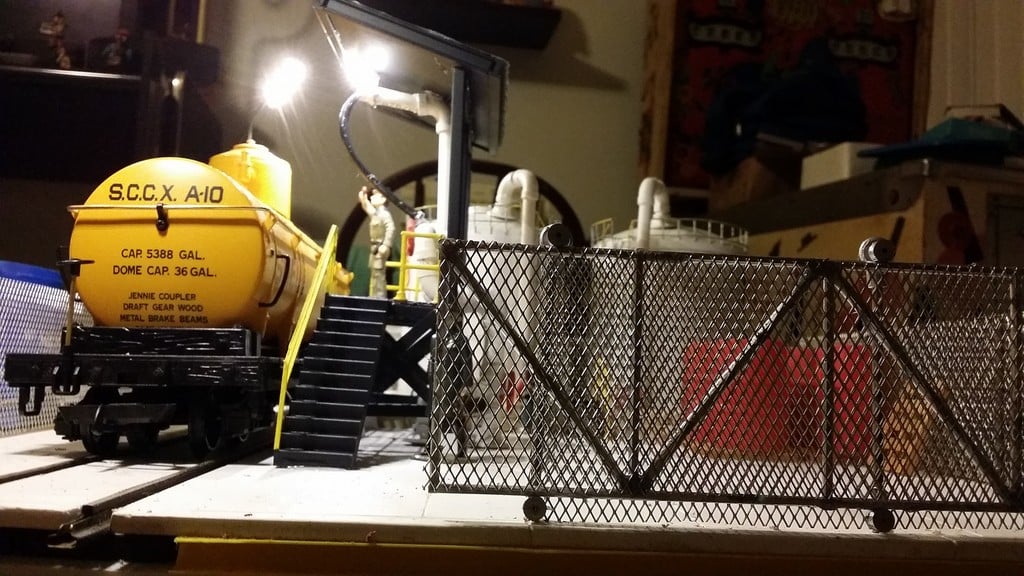 G-Scale Chain link fence gate