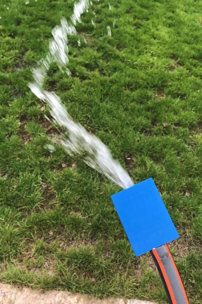 Mechanical Water Sprinkler without any moving Parts