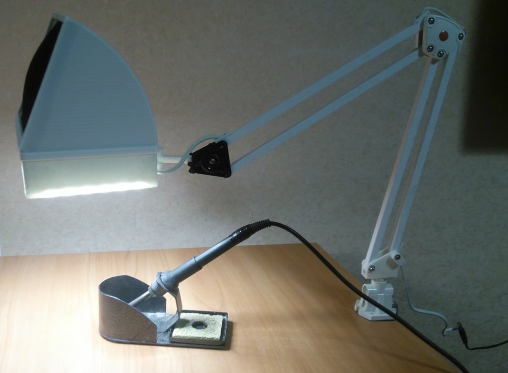 Soldering fan from old desk lamp