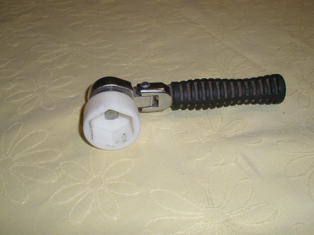 28mm oil filter socket