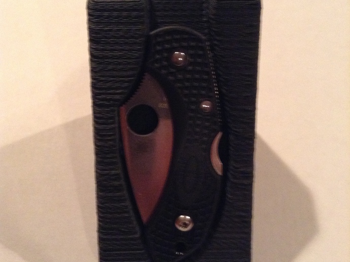 Stand for Spyderco Dragonfly Folding Knife