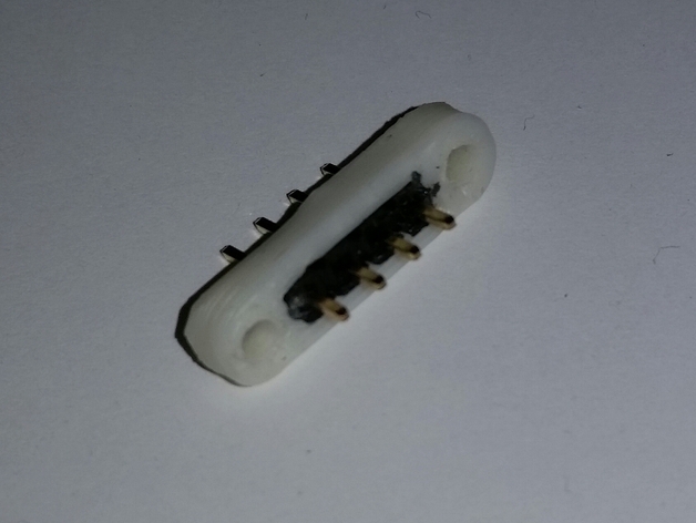 Customizable pin header retainer (straight)