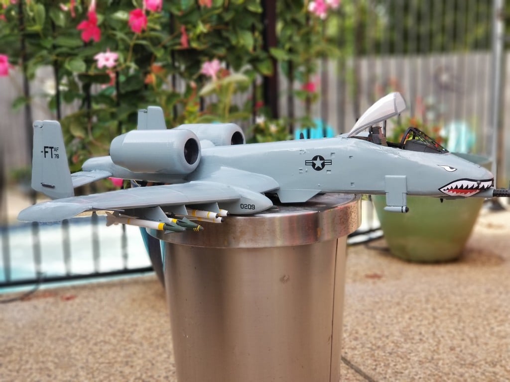 A-10 Warthog 1/16th Scale Snap Together Model