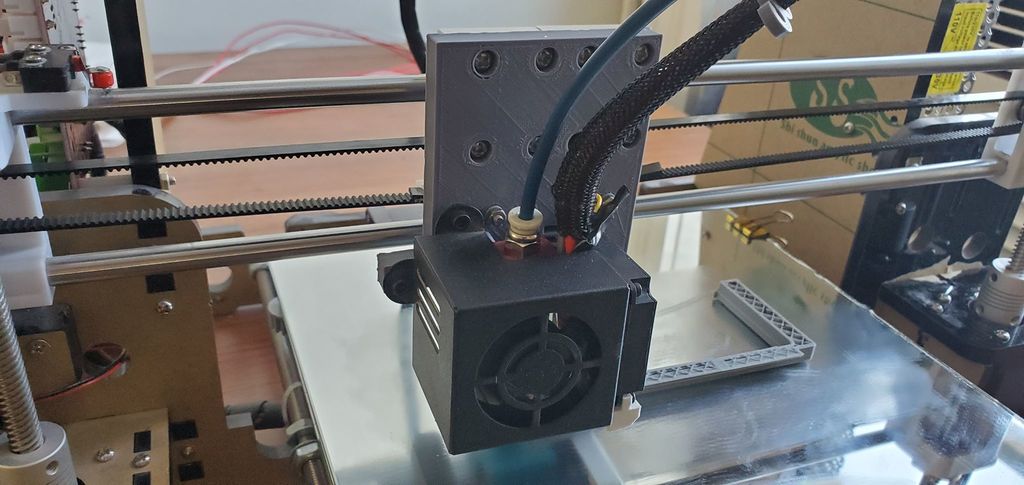 Anet A8 with Creality CR10 hotend conversion plate