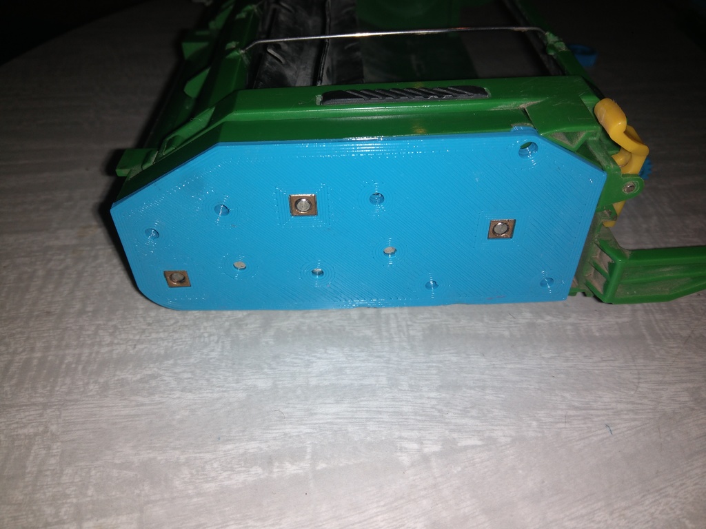 Brush Deck Side Gearbox Cover for the Roomba 5xx GREEN Series