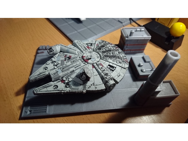 Star Wars X-Wing LANDING PAD for Millenium Falcon