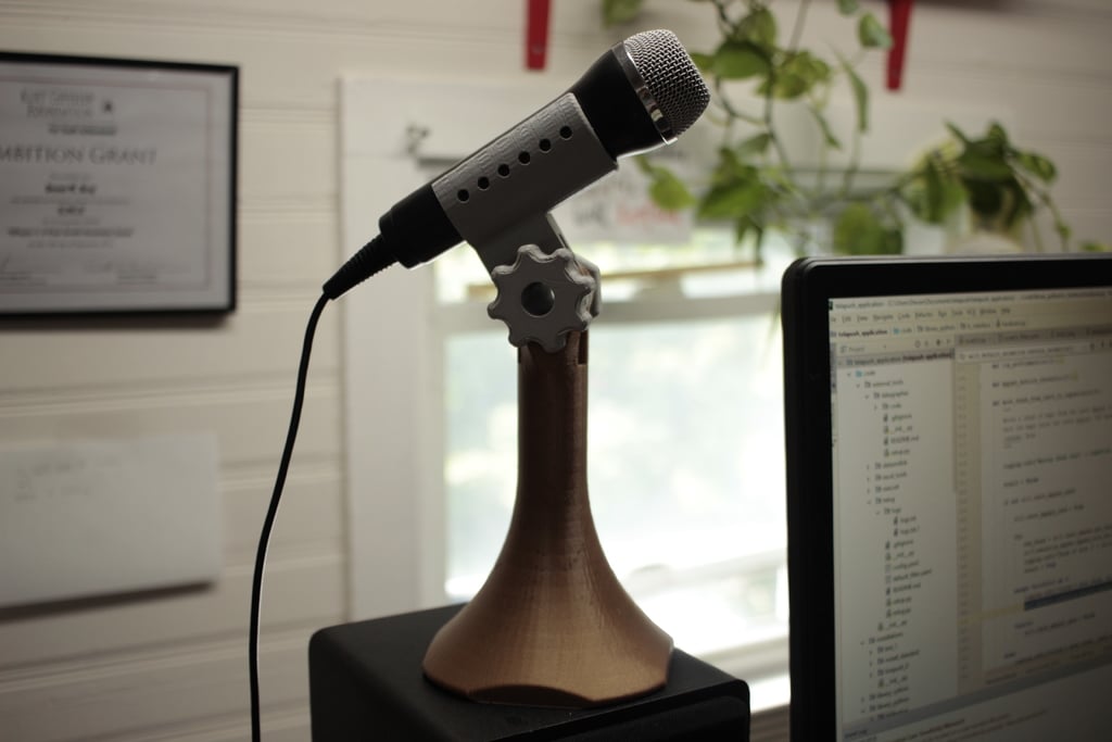 100% Printable Desktop Microphone Stand