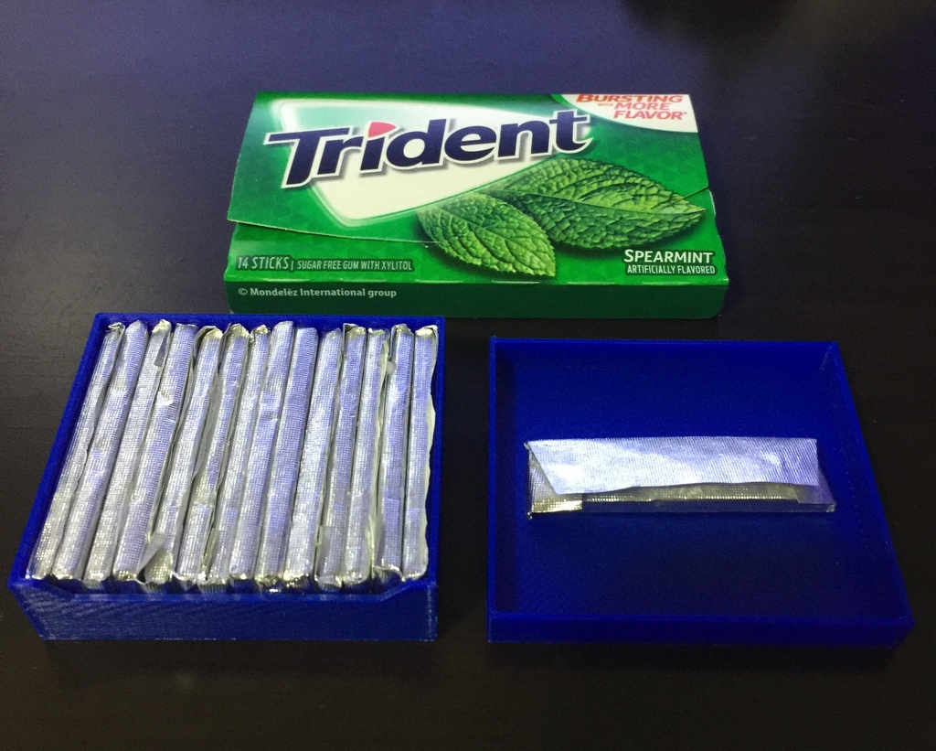 Trident 14 Pack Gum Container