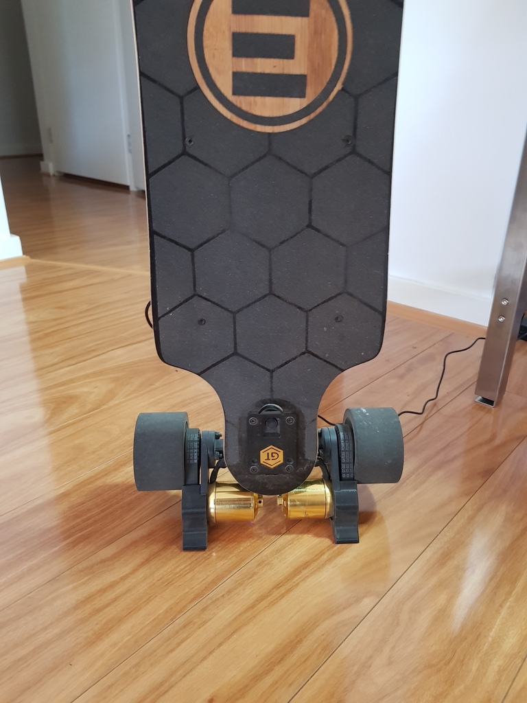Evolve skateboard belt cover stand GTX 97mm