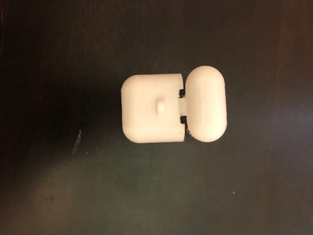 Airpod case with lid and keyring holder