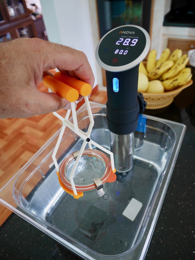 Can lifter Sous-Vide