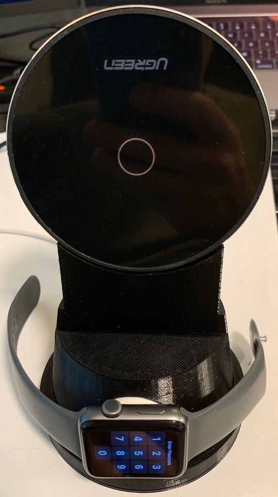 iPhone XS Max and Apple Watch Charging Stand