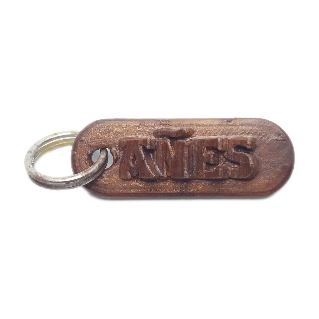 AÑES Personalized keychain embossed letters
