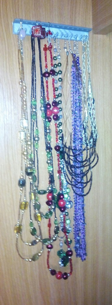 Soporte collares y pendientes. stand necklaces and earrings?