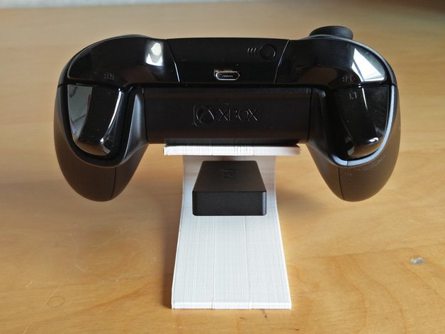 Xbox One Controller + wireless adapter win10 Stand