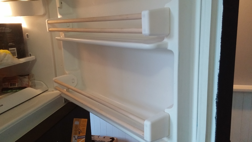 Whirlpool Designer Series (YET19DKXSW03) Freezer Door Shelf Part