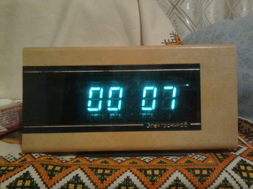 Soviet electronic clock "Electronica 6" replica