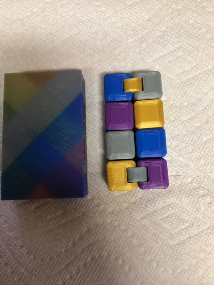 MultiMaterial Fidget Cube