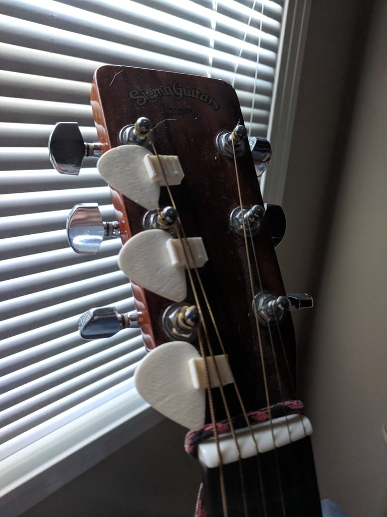 guitar pick holders